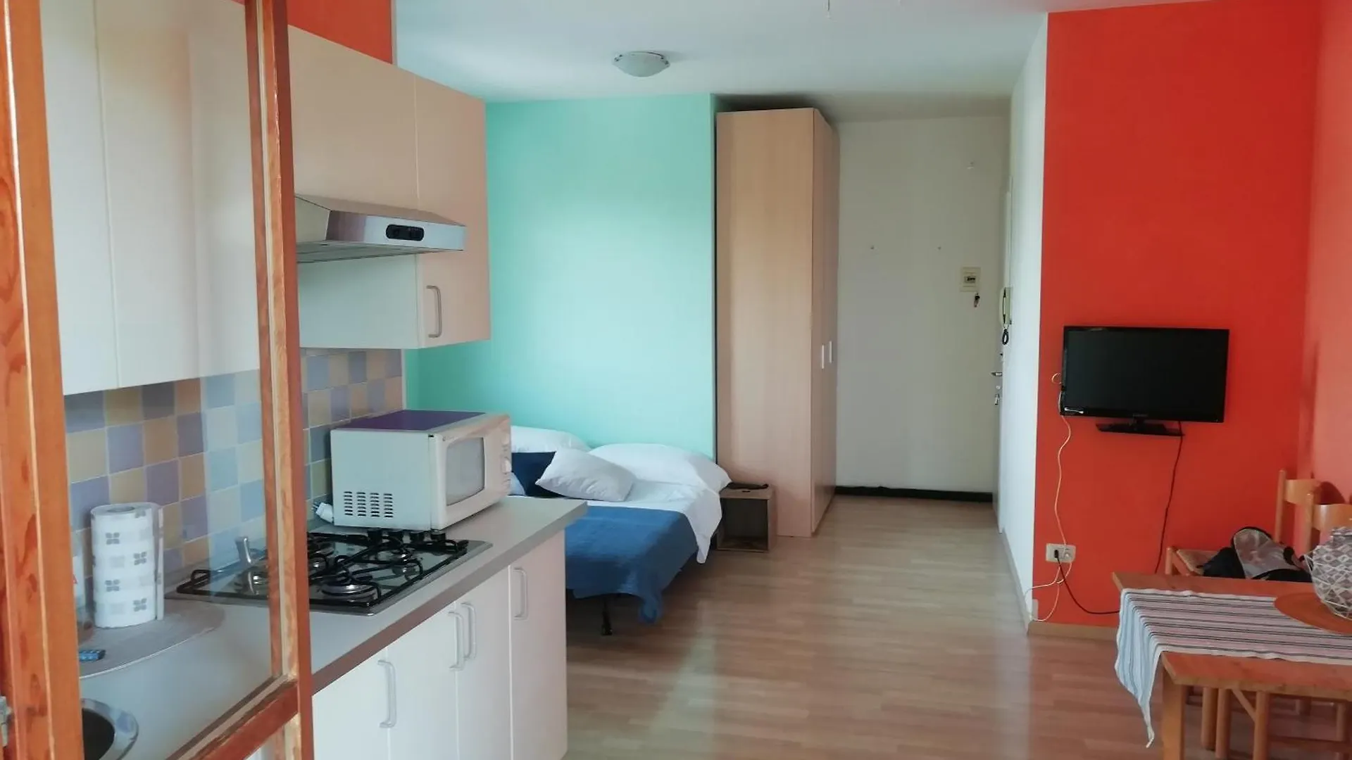 Intimate Studio In A Modern Resort With Pools Bibione Appartement