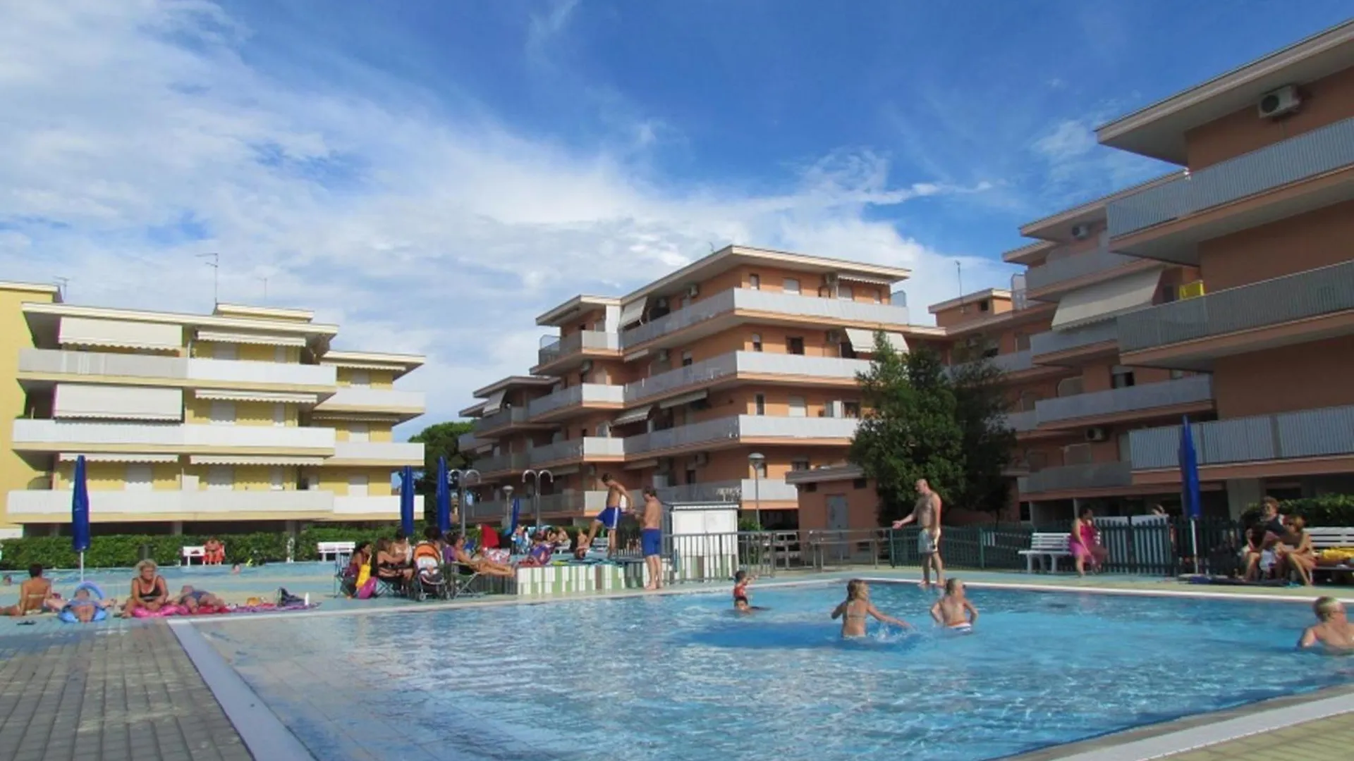 Intimate Studio In A Modern Resort With Pools Bibione 0*,  Italië